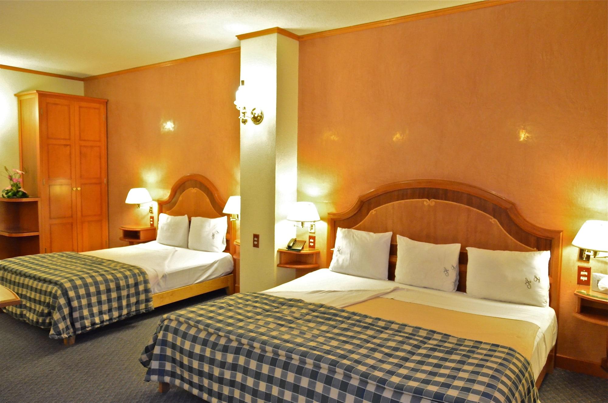 פואבלה Hotel Lastra מראה חיצוני תמונה