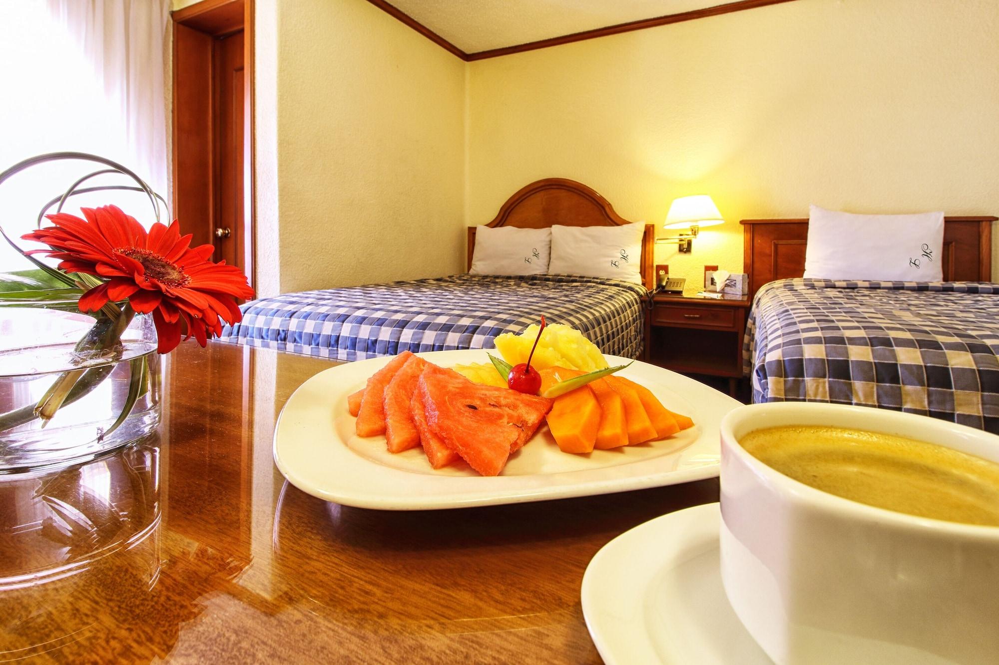 פואבלה Hotel Lastra מראה חיצוני תמונה
