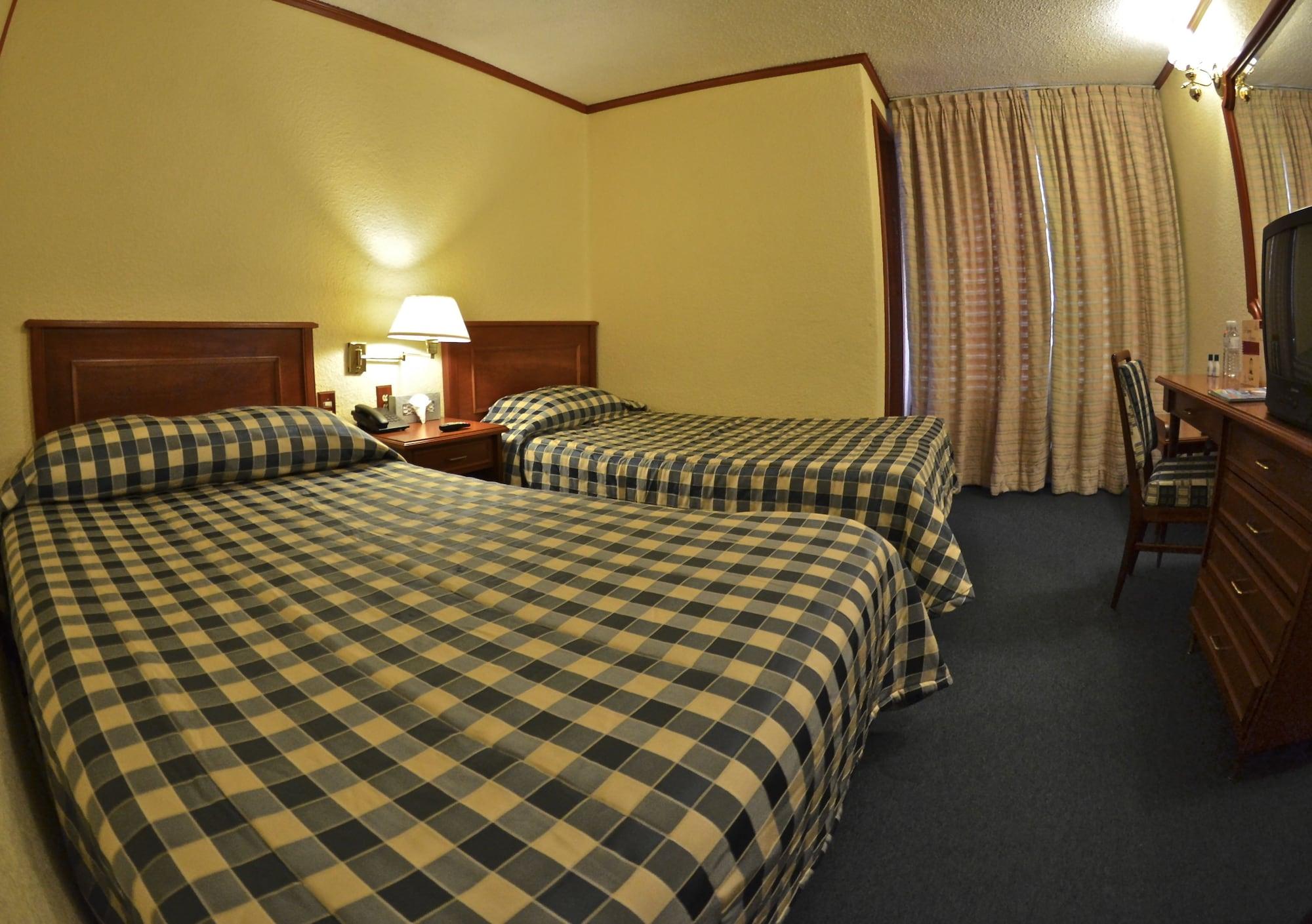 פואבלה Hotel Lastra מראה חיצוני תמונה