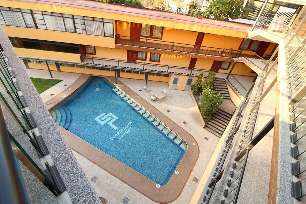פואבלה Hotel Lastra מראה חיצוני תמונה