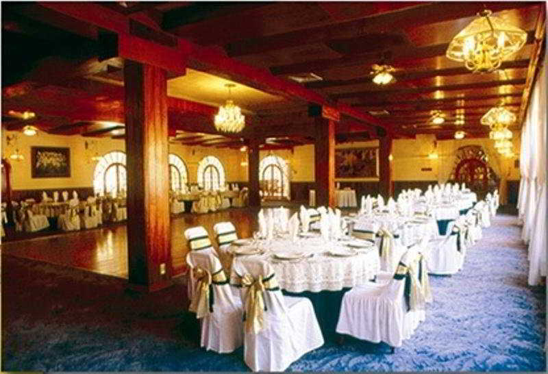 פואבלה Hotel Lastra מראה חיצוני תמונה